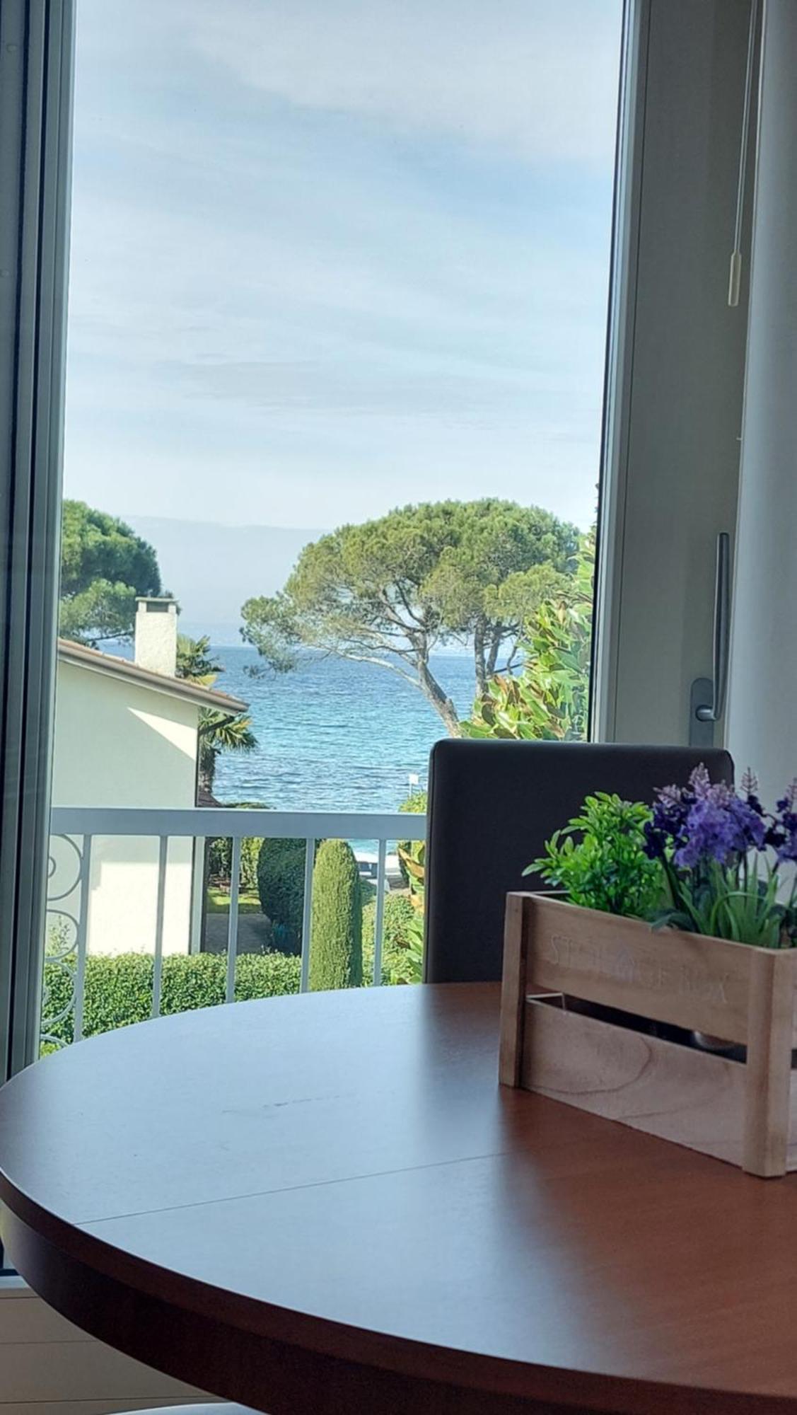 Betulla Lake View Apartment Lazise Bagian luar foto